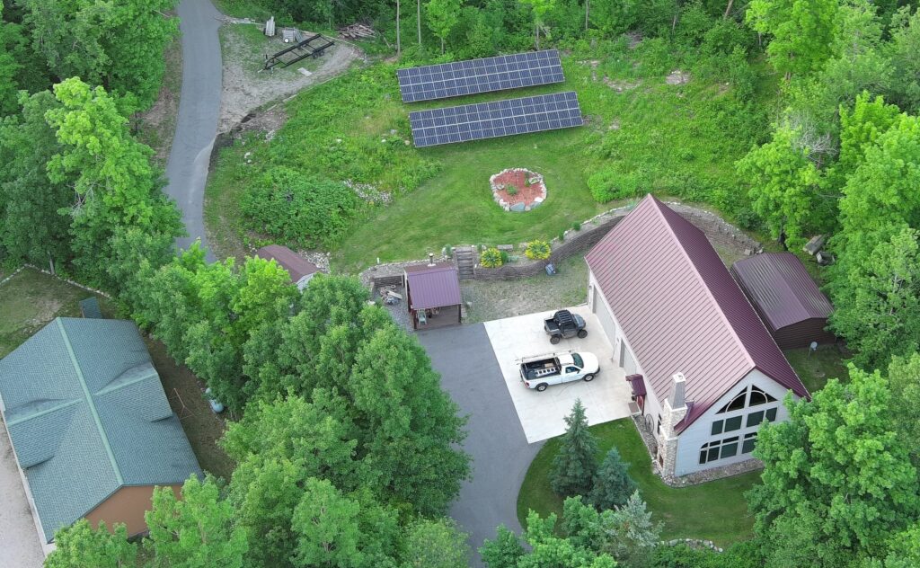 Ground vs. Rooftop Solar Energy Systems: Which One Is Right for You? 1 Ground Mount Photo MAX 0195
